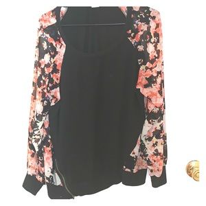 Sheer long sleeve top, w/ zipper on the right hip